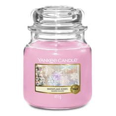 Yankee Candle SVEČKA YC CLASSIC MEDIUM SNOWFLAKE KISSES 1721030E, SVEČKA YC CLASSIC MEDIUM SNOWFLAKE KISSES 1721030E